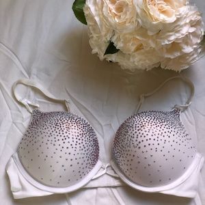 Limited edition Victoria’s Secret Bra